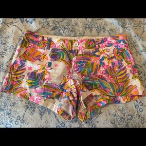 Size 14 Lilly Pulitzer Walsh Shorts